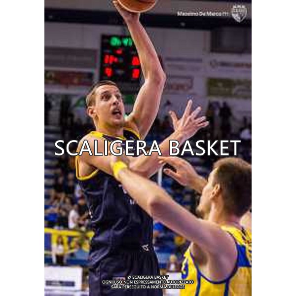 XL Extralight Montegranaro - Tezenis Verona
