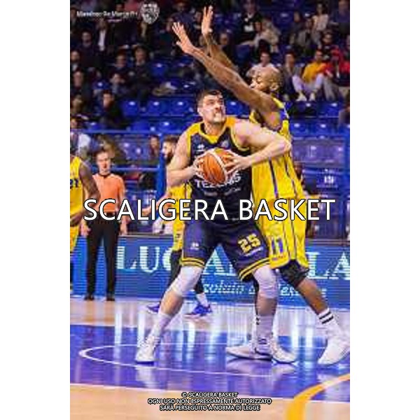 XL Extralight Montegranaro - Tezenis Verona
