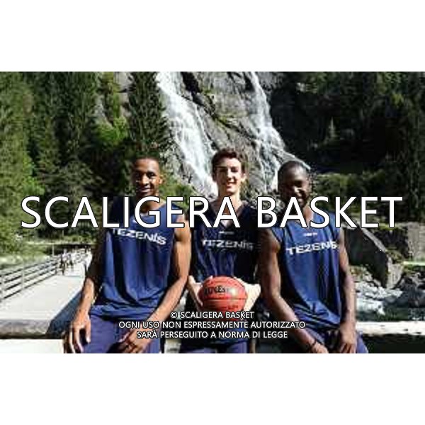 Francesco Cordioli assieme a Edwards e West alle cascate di Nardis