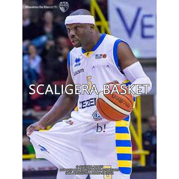 Tezenis - Ambalt Recanati