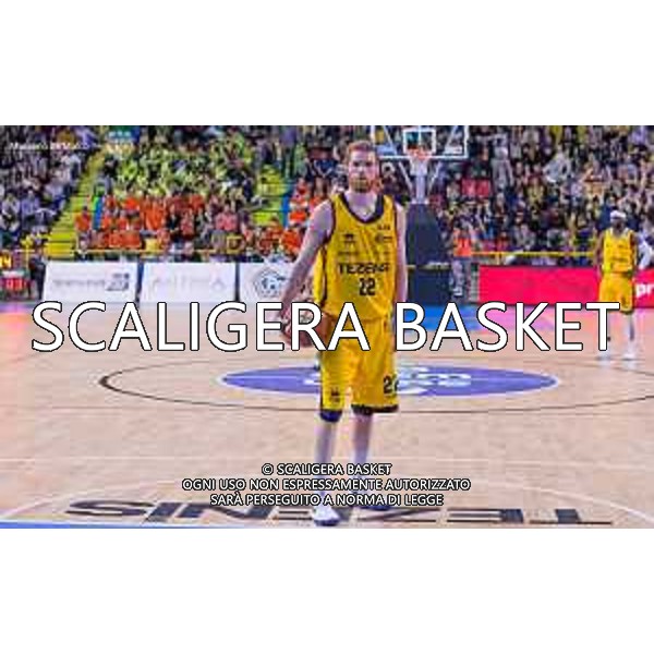 Tezenis - Segafredo Bologna