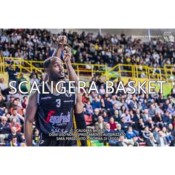 Tezenis - Segafredo Bologna