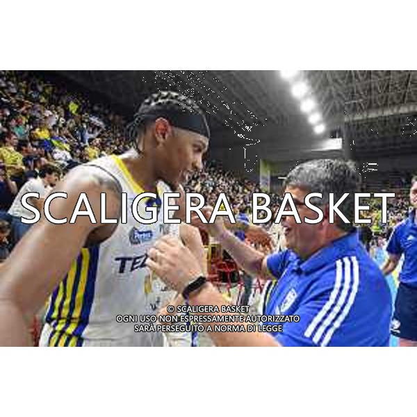 Tezenis Verona - OWW Udine - Gara 4 .Xavier Johnson e coach Ramagli