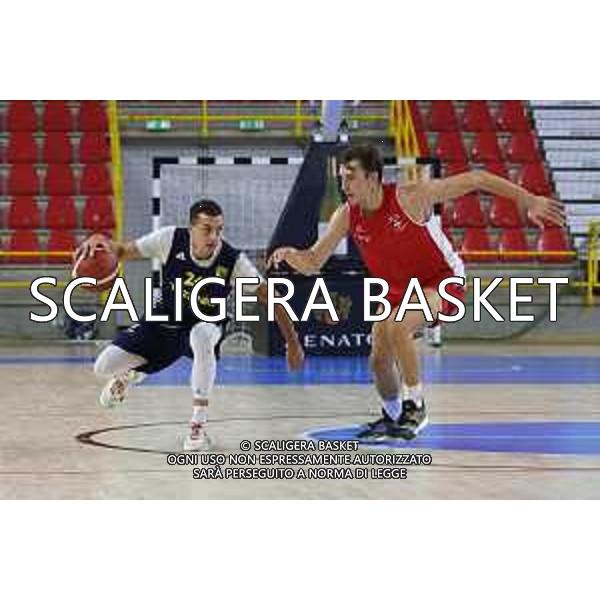 AMICHEVOLE. TEZENIS CREMONA