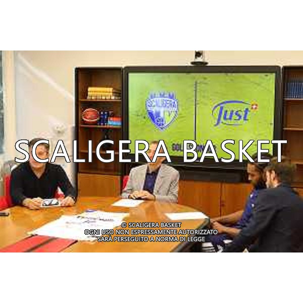 SCALIGERA BASKET DEVOE