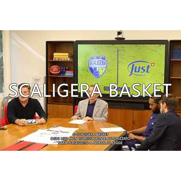 SCALIGERA BASKET DEVOE