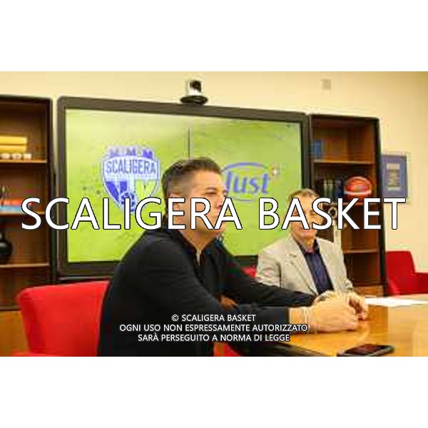 SCALIGERA BASKET DEVOE