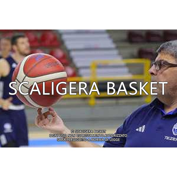 TEZENIS SAVERIO BARTOLI PRIMO ALLENAMENTO