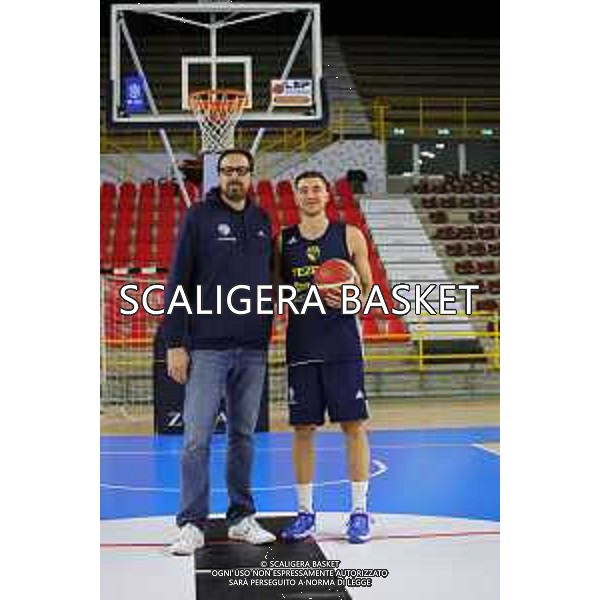 22-11-23 SAVERIO BARTOLI PRIMO ALLENAMENTO