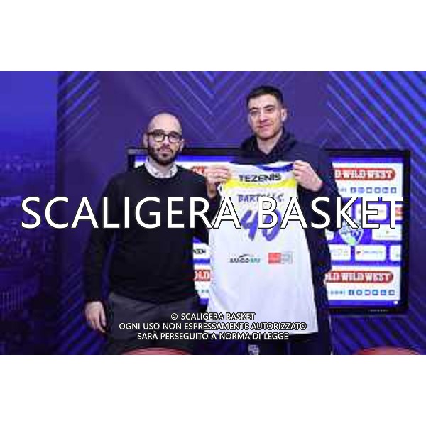 PRESENTAZIONE SAVERIO BARTOLI SCALIGERA BASKET TEZENIS