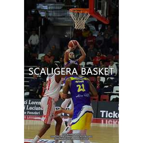 Campionato Basket A2 Cento vs Tezenis