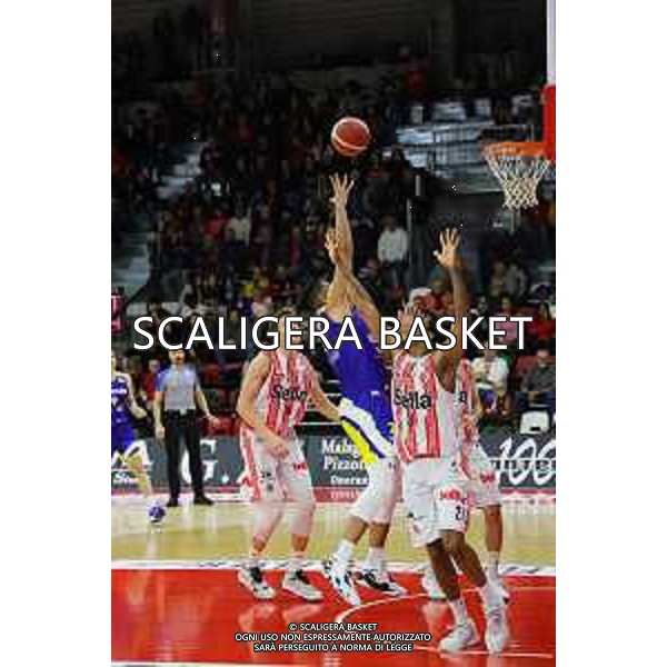 Campionato Basket A2 Cento vs Tezenis