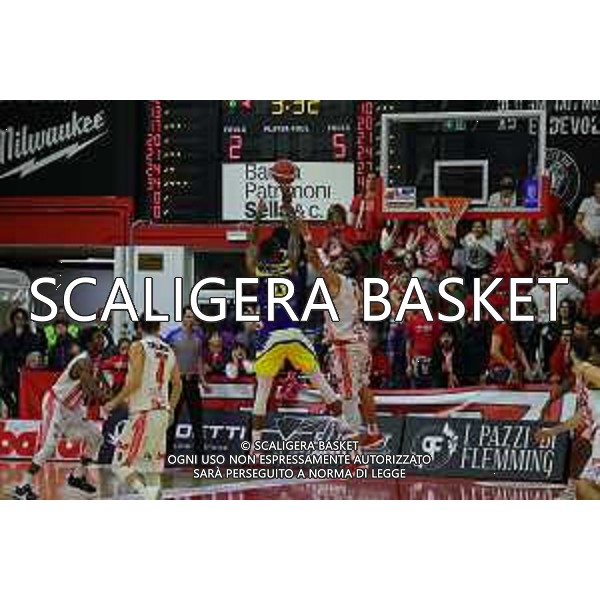 Campionato Basket A2 Cento vs Tezenis