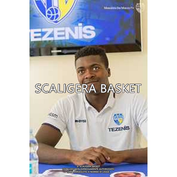 Presentazione Nwohuocha
