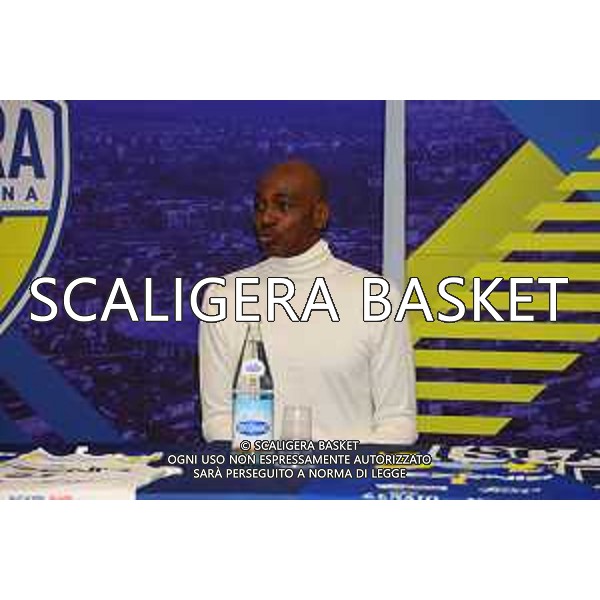 PRESENTAZIONE LIBRO SYLVESTER GRAY SCALIGERA BASKET