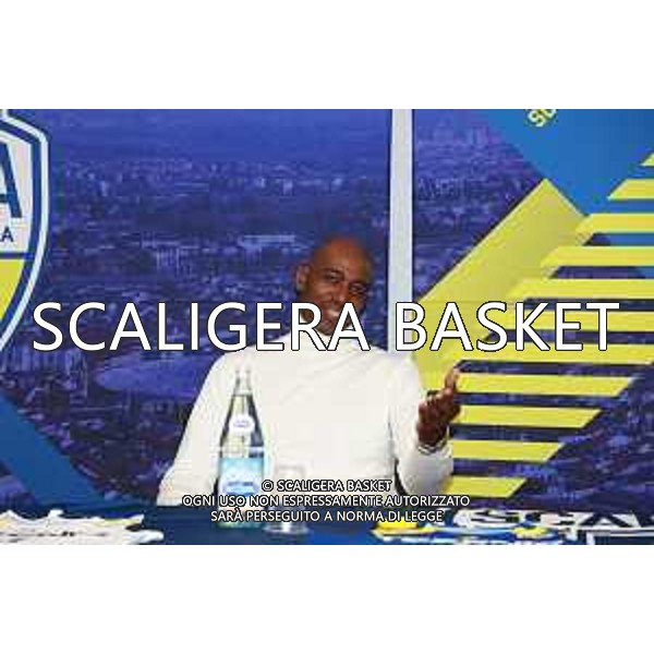 PRESENTAZIONE LIBRO SYLVESTER GRAY SCALIGERA BASKET