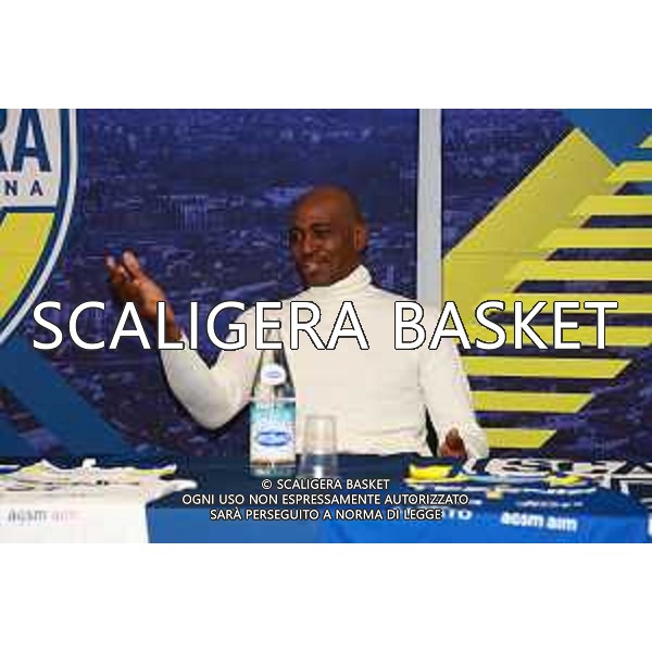 PRESENTAZIONE LIBRO SYLVESTER GRAY SCALIGERA BASKET