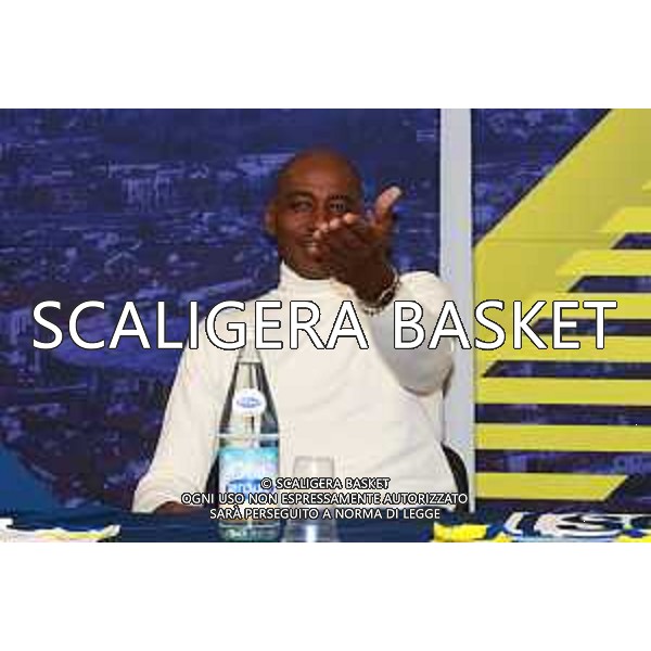 PRESENTAZIONE LIBRO SYLVESTER GRAY SCALIGERA BASKET