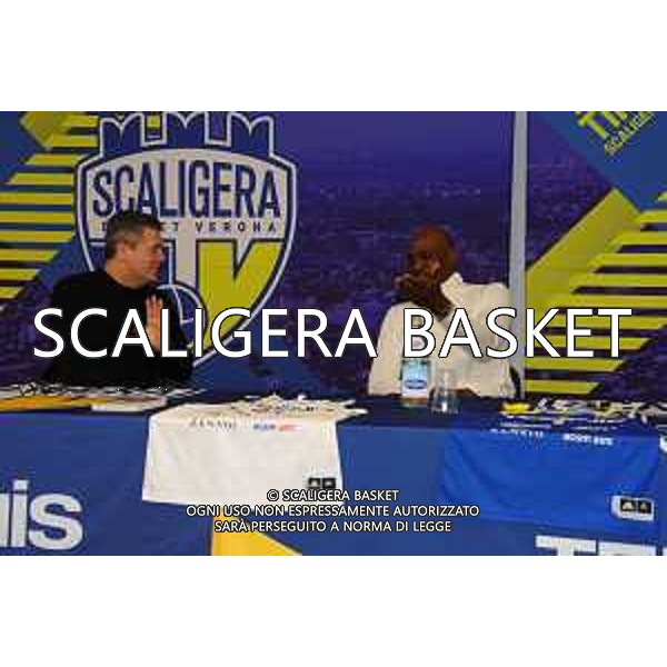 PRESENTAZIONE LIBRO SYLVESTER GRAY SCALIGERA BASKET