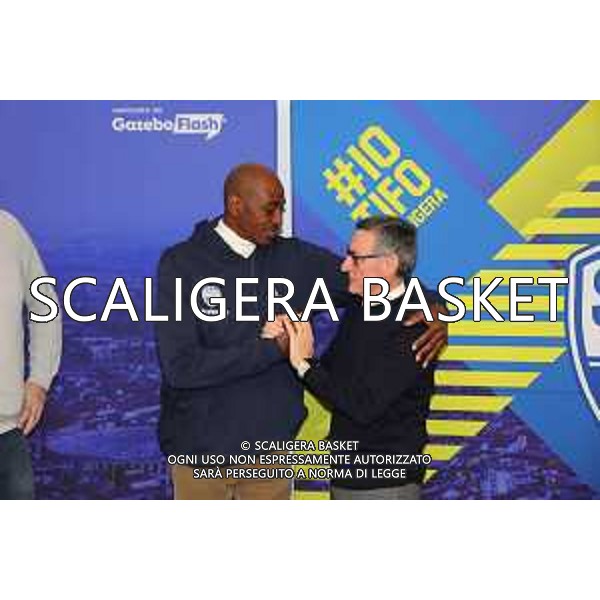 PRESENTAZIONE LIBRO SYLVESTER GRAY SCALIGERA BASKET