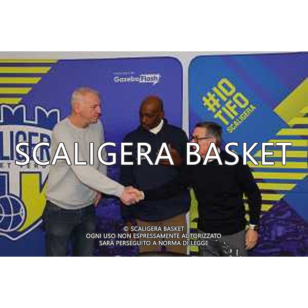 PRESENTAZIONE LIBRO SYLVESTER GRAY SCALIGERA BASKET