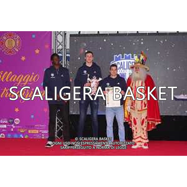 Villaggio delle tradizioni Carnevale 2024 Serata Gialloblu Tezenis
