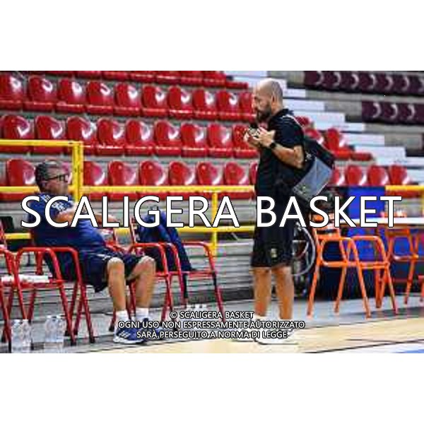 Demis Cavina - Alessandro Ramagli Tezenis Scaligera Basket Verona - Vanoli Basket Cremona Stagione 2025/2025 Amichevole - Scrimmage Verona 24/08/2024 Foto Marco Donati// Ciamillo-Casoria