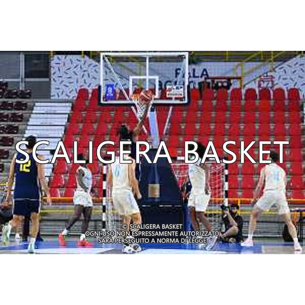 Tezenis Scaligera Basket Verona - Vanoli Basket Cremona Stagione 2025/2025 Amichevole - Scrimmage Verona 24/08/2024 Foto Marco Donati// Ciamillo-Casoria