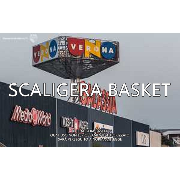 Giganti al Verona Uno