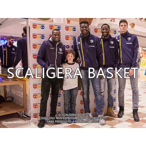 Giganti al Verona Uno