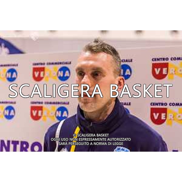 Giganti al Verona Uno