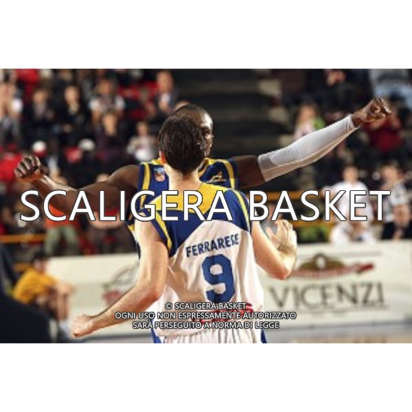 Ousmane Gueye, Simone Ferrarese