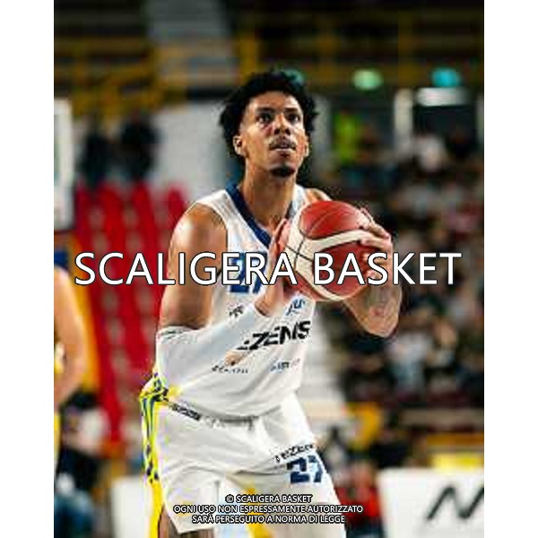 38° giornata serie a2 basket Tezenis Verona Carpegna Prosciutto basket Pesaro Fotoexpress vesentini