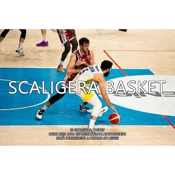 38° giornata serie a2 basket Tezenis Verona Carpegna Prosciutto basket Pesaro Fotoexpress vesentini