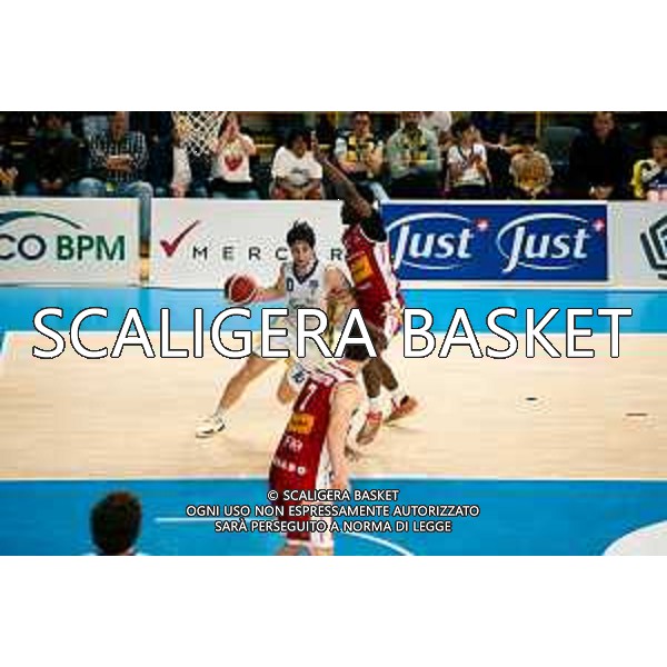 38° giornata serie a2 basket Tezenis Verona Carpegna Prosciutto basket Pesaro Fotoexpress vesentini