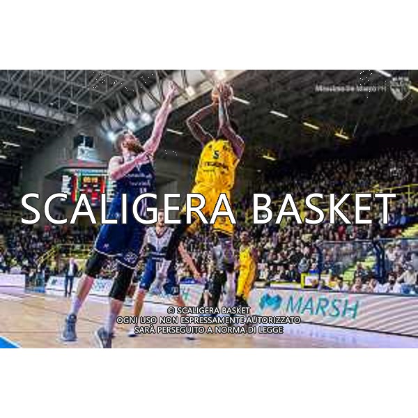 Tezenis Verona - Fortitudo Bologna