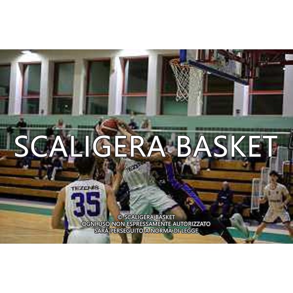 Dolomiti Energia Aquila Basket Trento - Napoli Basket Campionato LBA 2025/26 - 7a giornata Trento, 9/11/2025 Foto Sergio Mazza / Ciamillo-Castoria