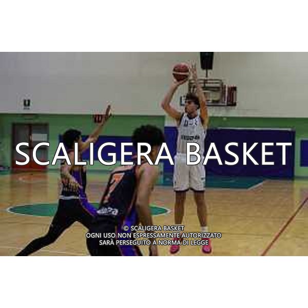 Dolomiti Energia Aquila Basket Trento - Napoli Basket Campionato LBA 2025/26 - 7a giornata Trento, 9/11/2025 Foto Sergio Mazza / Ciamillo-Castoria