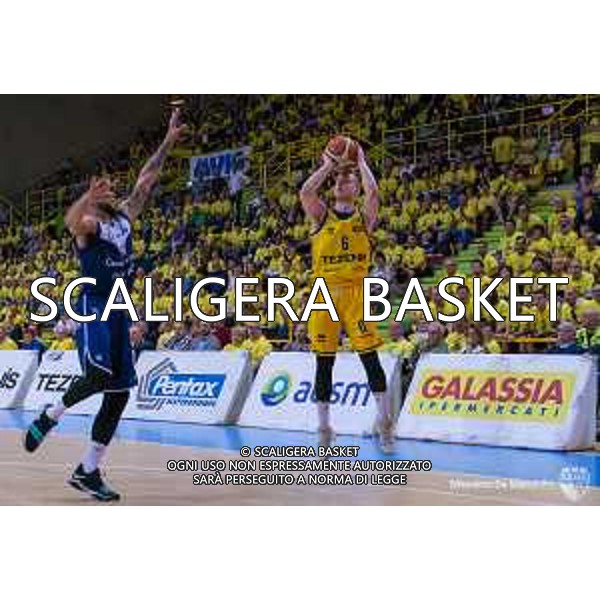 Playoff - Quarti Gara 3 - Tezenis Verona - Fortitudo Bologna