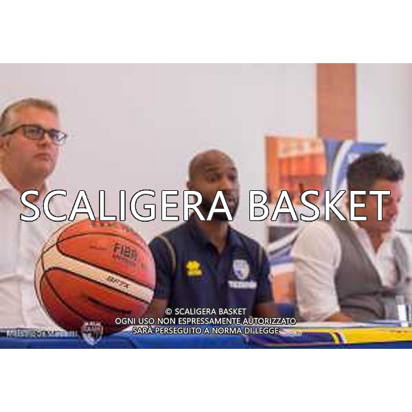 Presentazione Ferguson